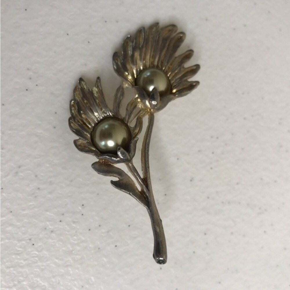 Vintage Flower Faux Pearl Double Spray Brooch Pin Gold Tone Metal